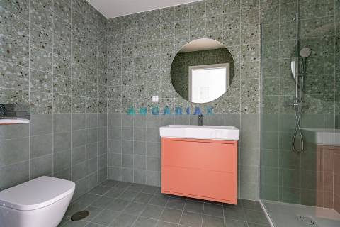 ANG1527 - Apartamento T1 para Arrendamento em Leiria