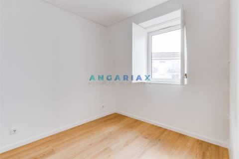 ANG1528 - Apartamento T1 para Arrendamento em Leiria