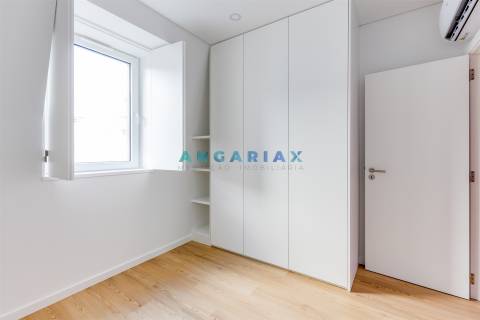 ANG1528 - Apartamento T1 para Arrendamento em Leiria