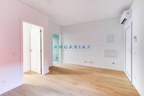 ANG1528 - Apartamento T1 para Arrendamento em Leiria