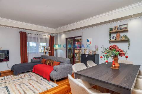 ANG1529 - Apartamento T3 para Venda em Setúbal