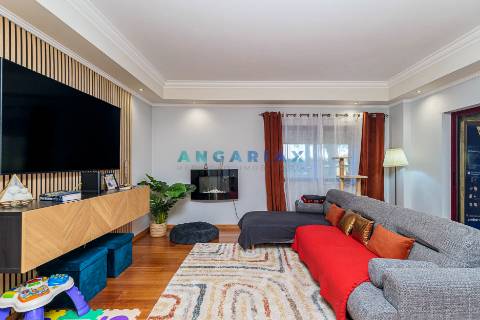 ANG1529 - Apartamento T3 para Venda em Setúbal