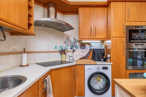 ANG1529 - Apartamento T3 para Venda em Setúbal