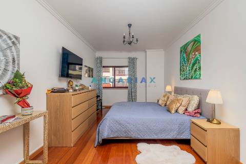 ANG1529 - Apartamento T3 para Venda em Setúbal