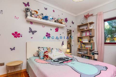 ANG1529 - Apartamento T3 para Venda em Setúbal