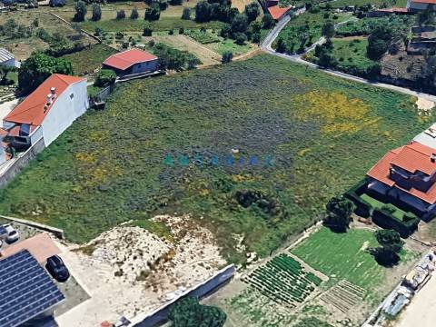 ANG1531 - Terreno para Venda em Leiria