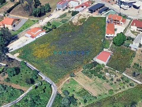 ANG1531 - Terreno para Venda em Leiria