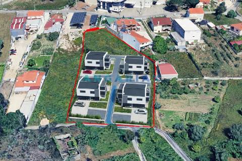 ANG1531 - Terreno para Venda em Leiria