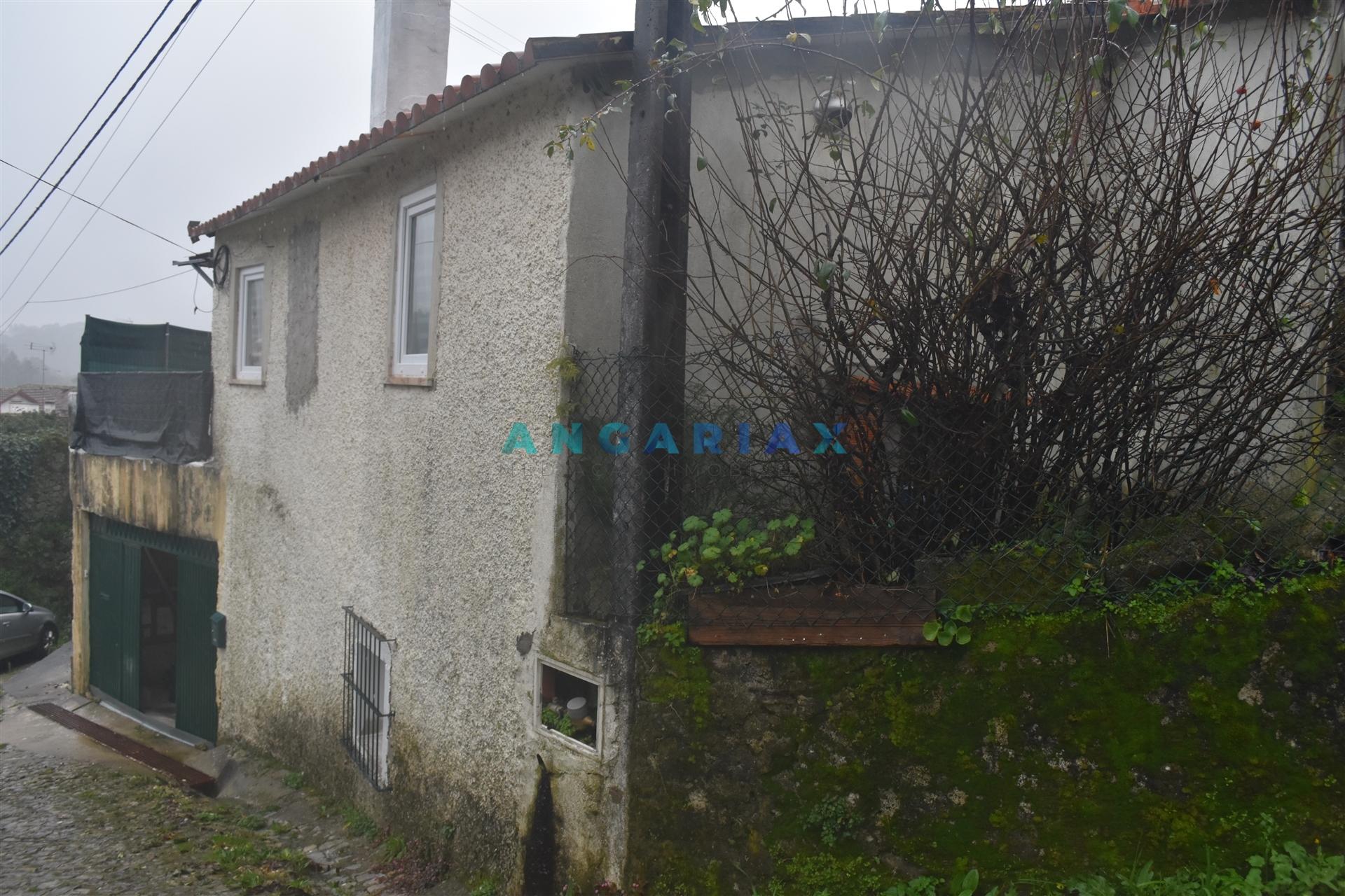 ANG1535 - Moradia T2 para Venda em Figueiró dos Vinhos