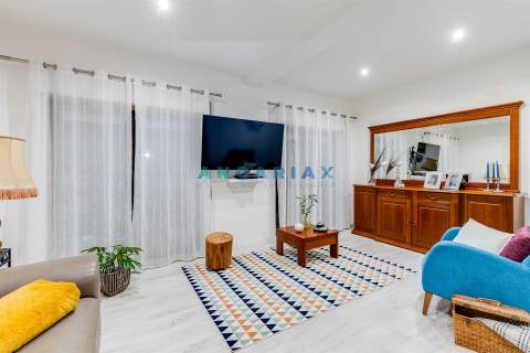 ANG1536 - Apartamento T3 para Venda em Leiria
