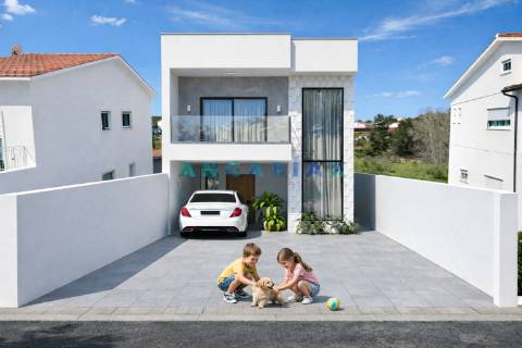 ANG1537 - Terreno para Venda em Maceira, Leiria