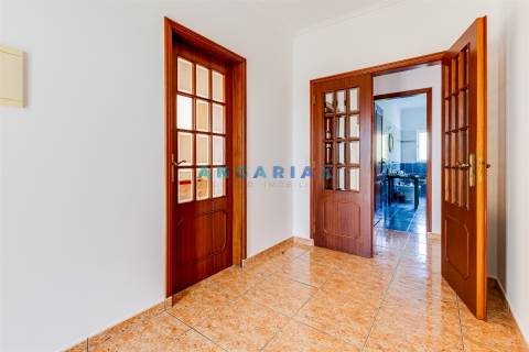ANG1541 - Moradia T3 para Venda em Batalha