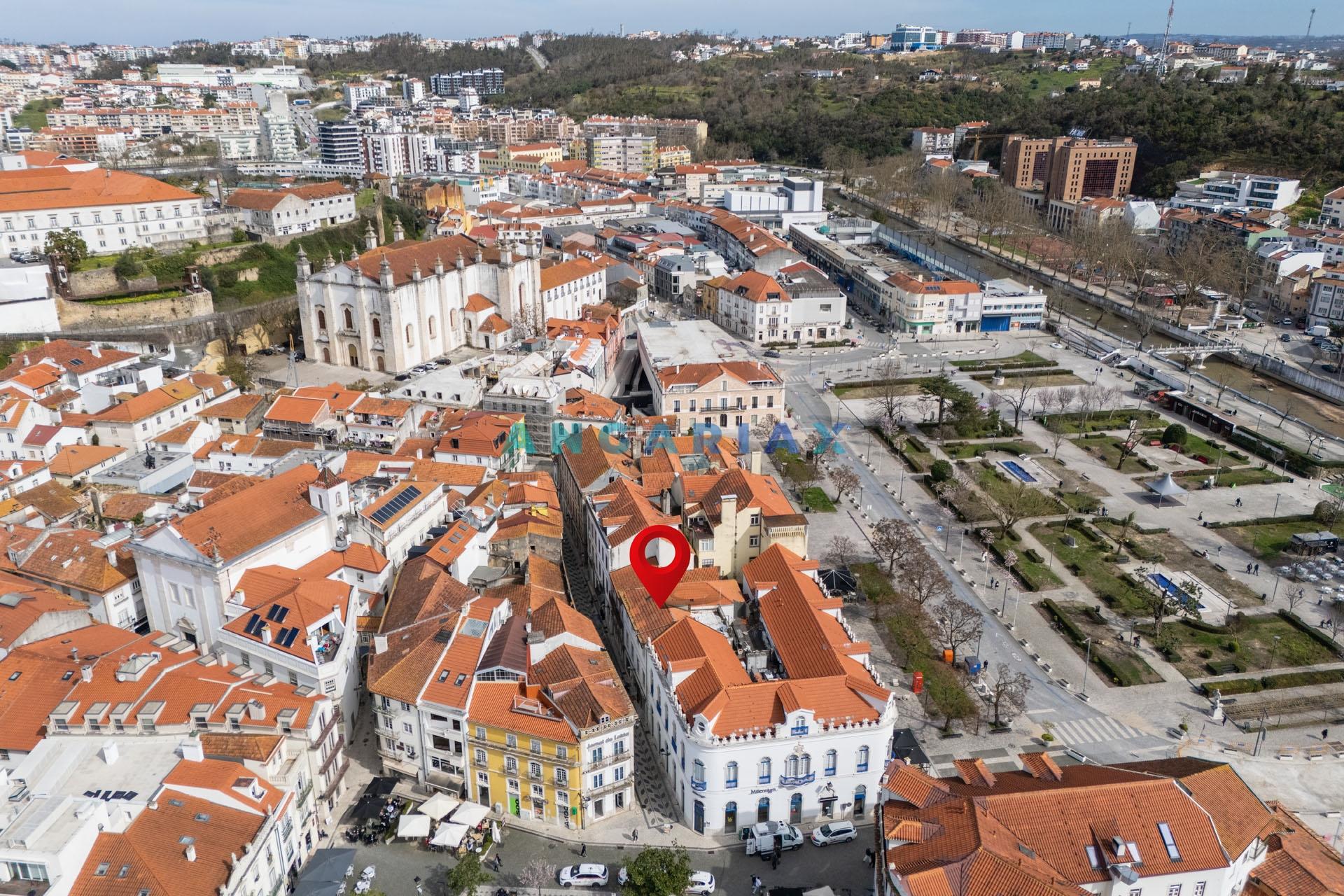 ANG1544 - Prédio para Venda em Leiria