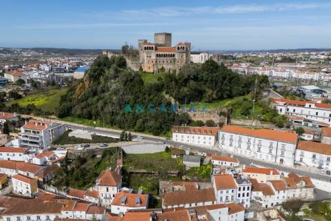 ANG1544 - Prédio para Venda em Leiria