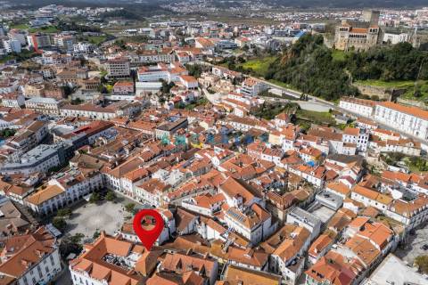 ANG1544 - Prédio para Venda em Leiria