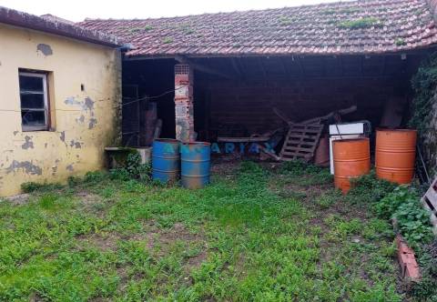 ANG1545 - Moradia T3 para Venda em Batalha