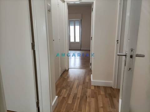 ANG1547 - Apartamento T3 para Arrendamento em Leiria