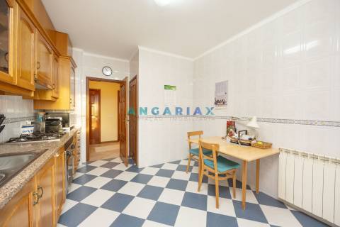 ANG1546 - Apartamento T3 para Venda em Leiria