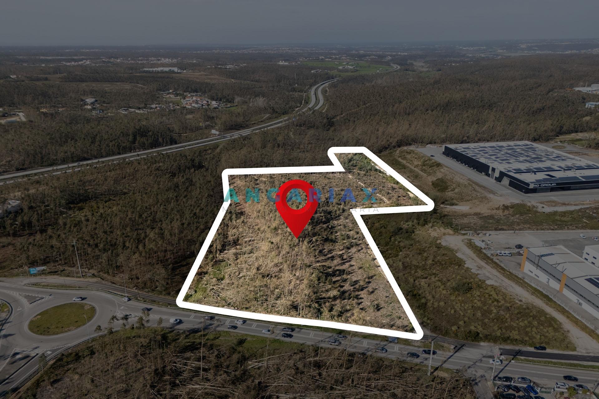 ANG1550 - Terreno Industrial de 40.745m2 para Venda em Leiria