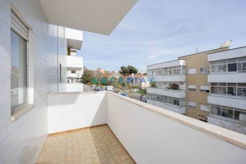 ANG1552 - Apartamento T3 para Venda em Leiria