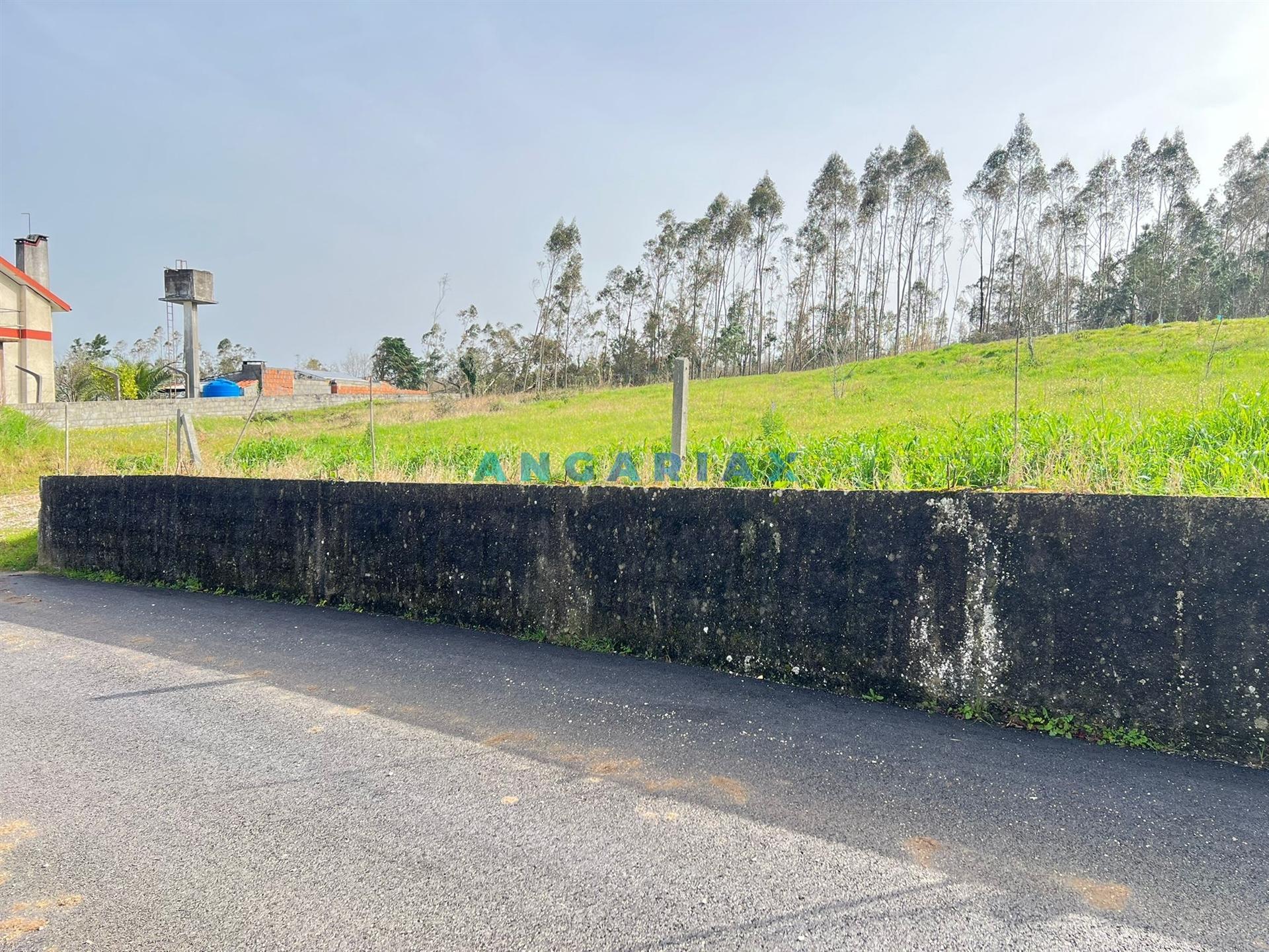 ANG1554 - Terreno para Venda em Leiria