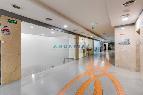ANG1561 - Loja para Arrendamento em Beira-Rio, Leiria