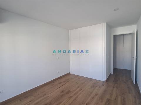 ANG1562 - Apartamento T1+1 para Arrendamento em Leiria
