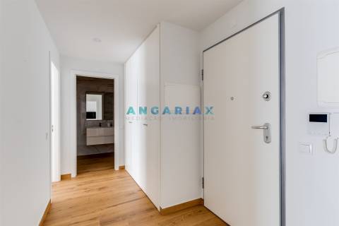 ANG1562 - Apartamento T1+1 para Arrendamento em Leiria