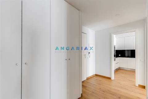 ANG1562 - Apartamento T1+1 para Arrendamento em Leiria