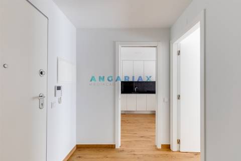 ANG1562 - Apartamento T1+1 para Arrendamento em Leiria
