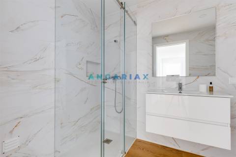 ANG1562 - Apartamento T1+1 para Arrendamento em Leiria