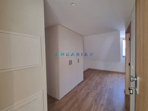 ANG1565 - Apartamento T2 para Venda em Leiria