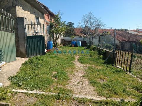 ANG1568 - Moradia T3 para Venda em Batalha, Leiria