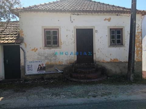 ANG1568 - Moradia T3 para Venda em Batalha, Leiria