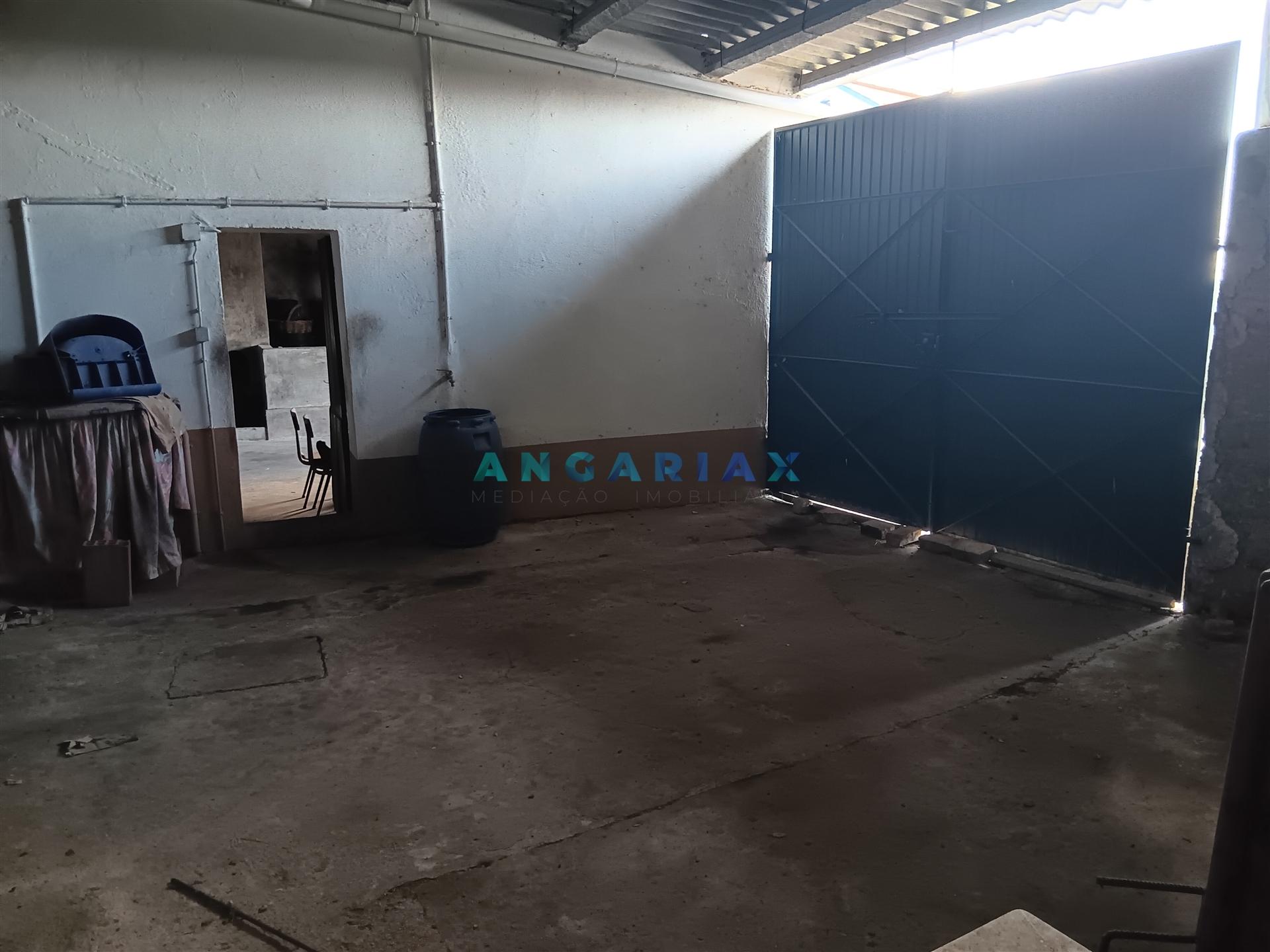 ANG1572 - Moradia T3 para Venda em Batalha, Leiria