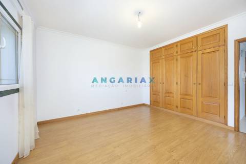 ANG1571 - Moradia T4+2 para Venda em Leiria