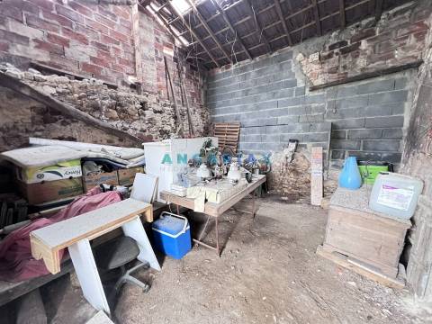 ANG1574 - Moradia T1 para Venda em Urqueira, Ourém
