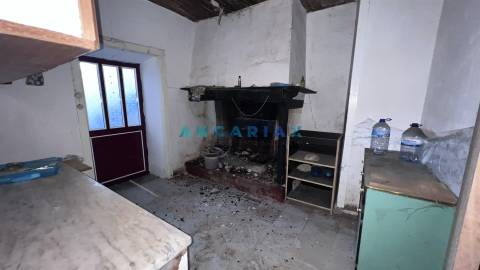 ANG1575 - Moradia T2 para Venda em Urqueia, Ourém