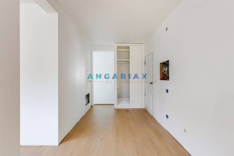 ANG1578 - Apartamento T3 para Venda em Cruz Da Areia, Leiria