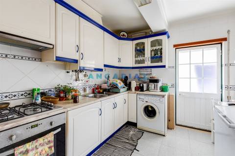 ANG1580 - Apartamento T2 para Venda em Batalha, Leiria