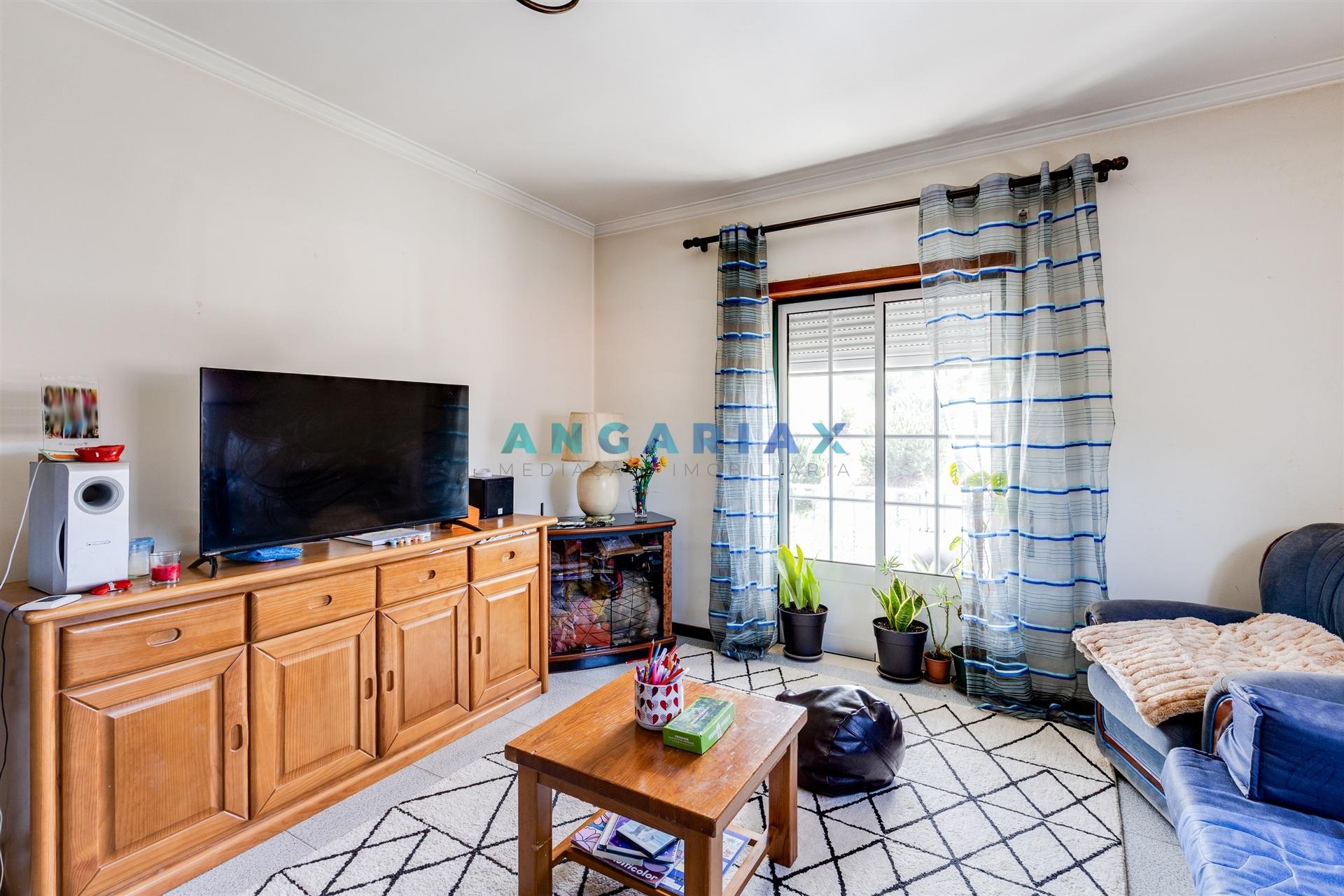 ANG1580 - Apartamento T2 para Venda em Batalha, Leiria