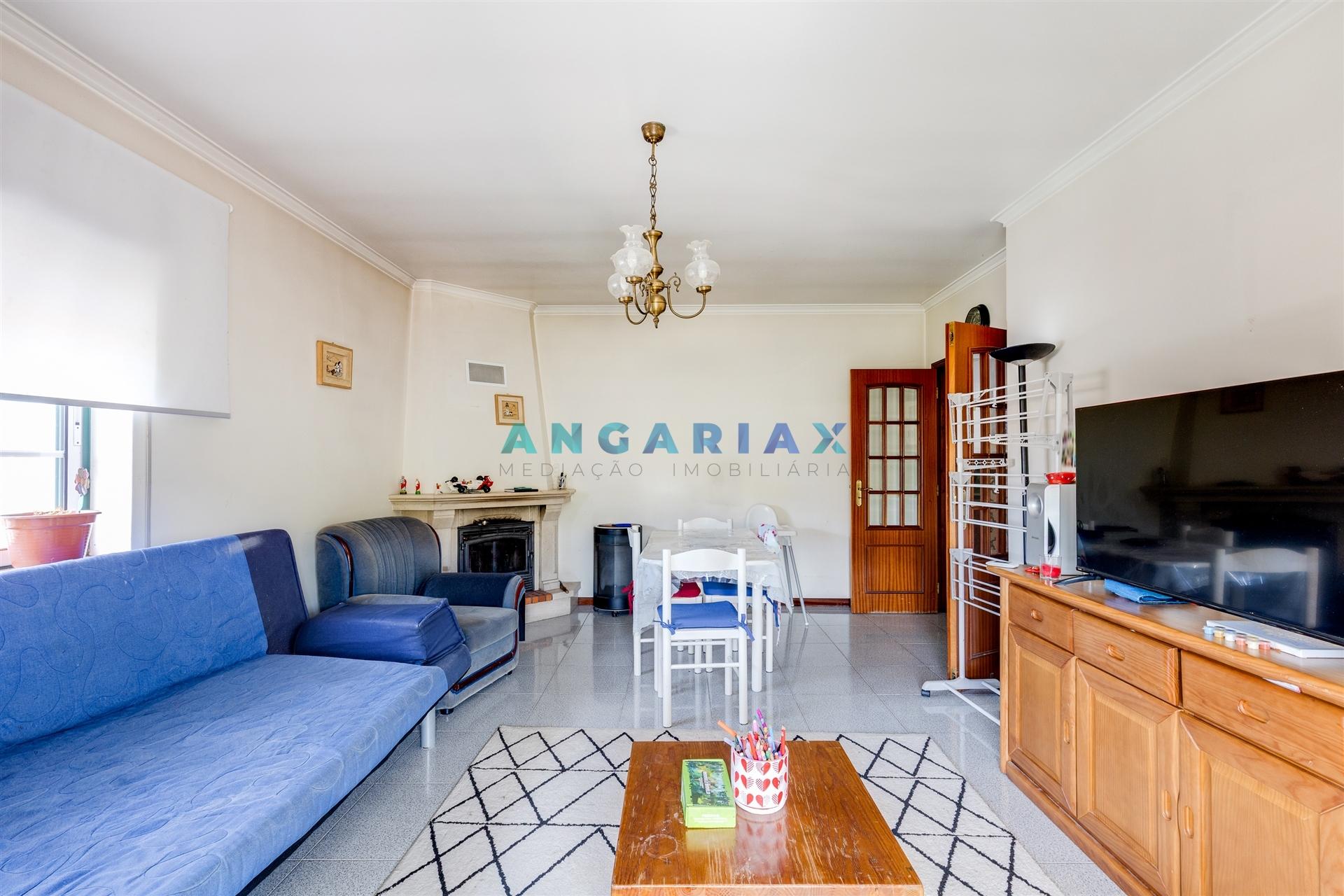 ANG1580 - Apartamento T2 para Venda em Batalha, Leiria