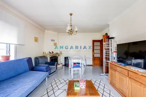 ANG1580 - Apartamento T2 para Venda em Batalha, Leiria