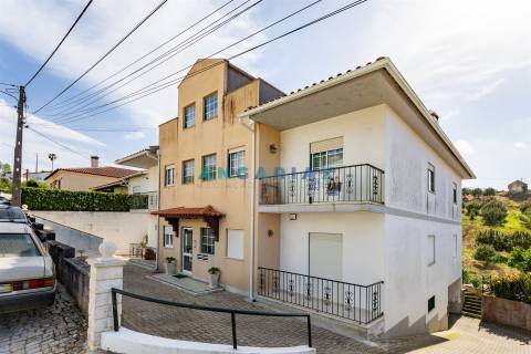 ANG1580 - Apartamento T2 para Venda em Batalha, Leiria