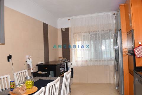 ANG1579 - Apartamento T2 para Venda em Samora Correia, Benavente