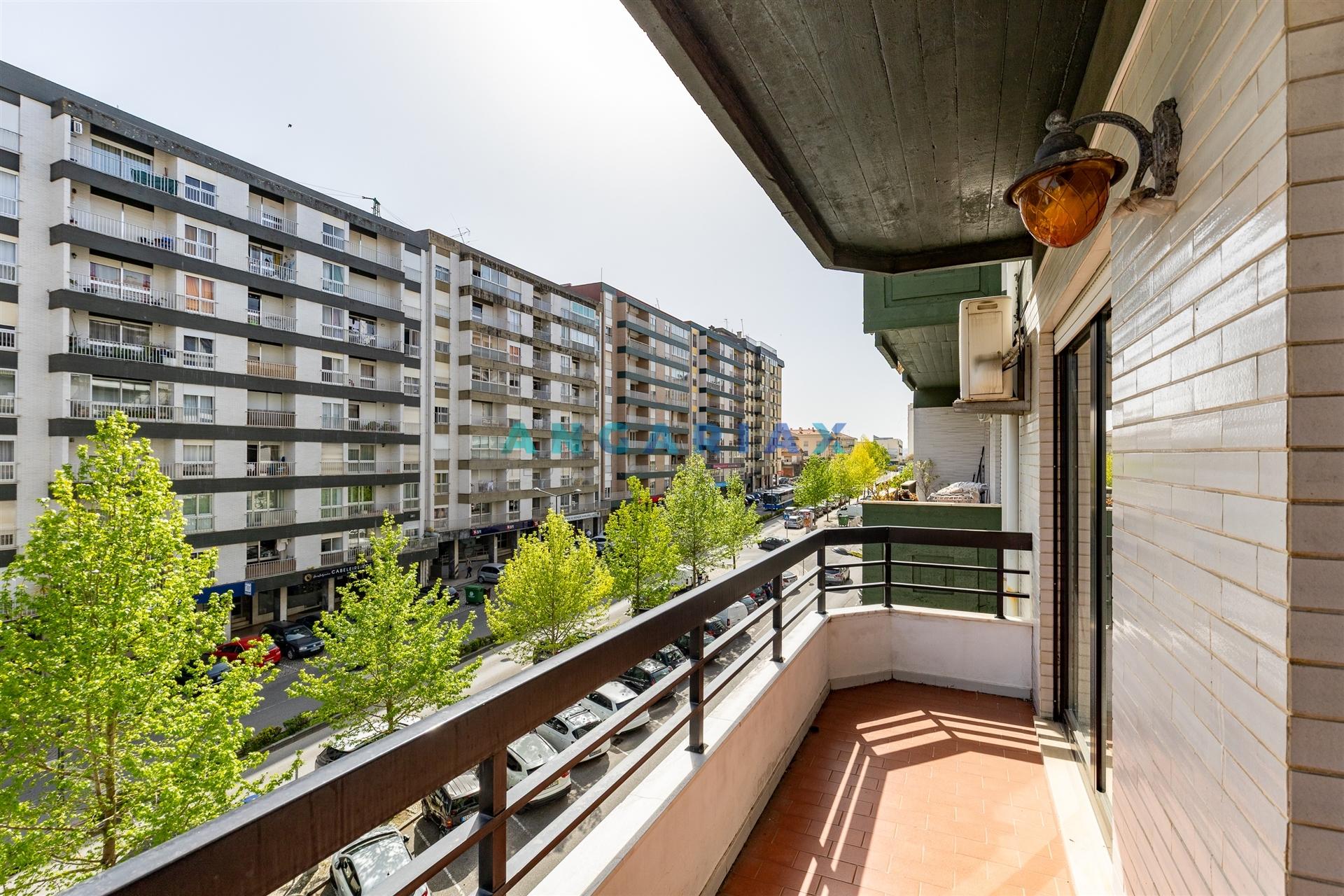 ANG1582 - Apartamento T3 para Venda na Avenida Marquês de Pombal, Leiria