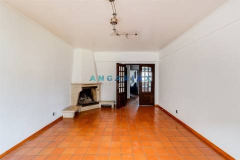ANG1582 - Apartamento T3 para Venda na Avenida Marquês de Pombal, Leiria