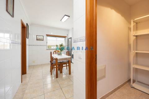 ANG1585 - Moradia T3 para Venda em Marinha Grande