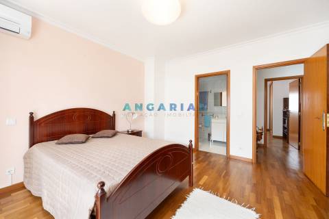 ANG1585 - Moradia T3 para Venda em Marinha Grande