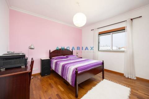 ANG1585 - Moradia T3 para Venda em Marinha Grande